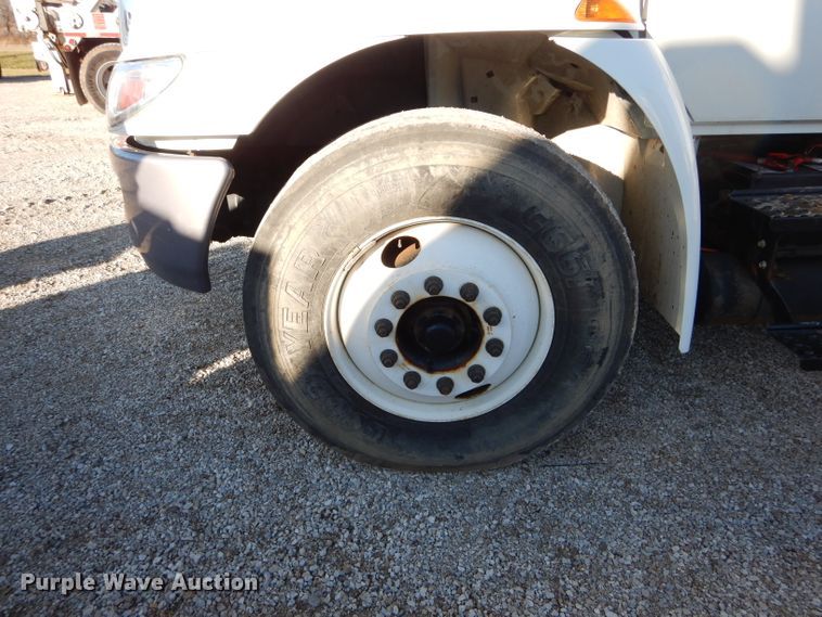 image for item DH6929 2013 International 4300 utility bed truck