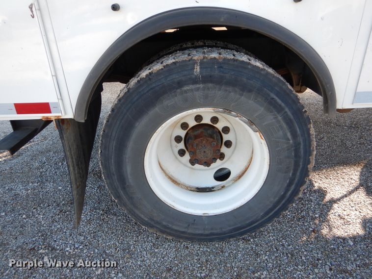 image for item DH6929 2013 International 4300 utility bed truck