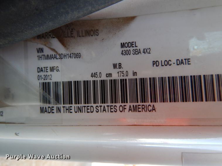 image for item DH6929 2013 International 4300 utility bed truck