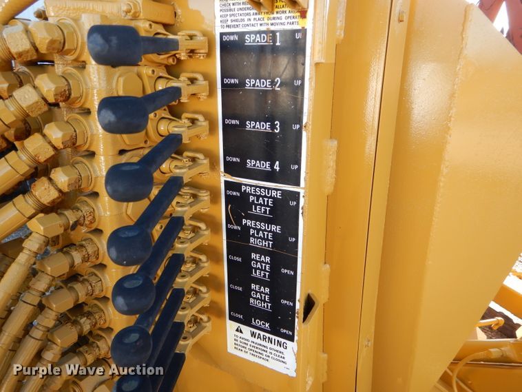 image for item DH6932 1991 Vermeer TS60S tree spade loader attachment