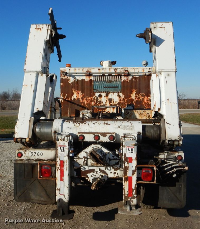 image for item DH6933 1997 GMC C8500 cable reel truck