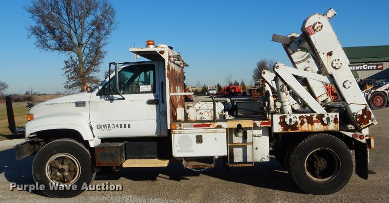 image for item DH6933 1997 GMC C8500 cable reel truck