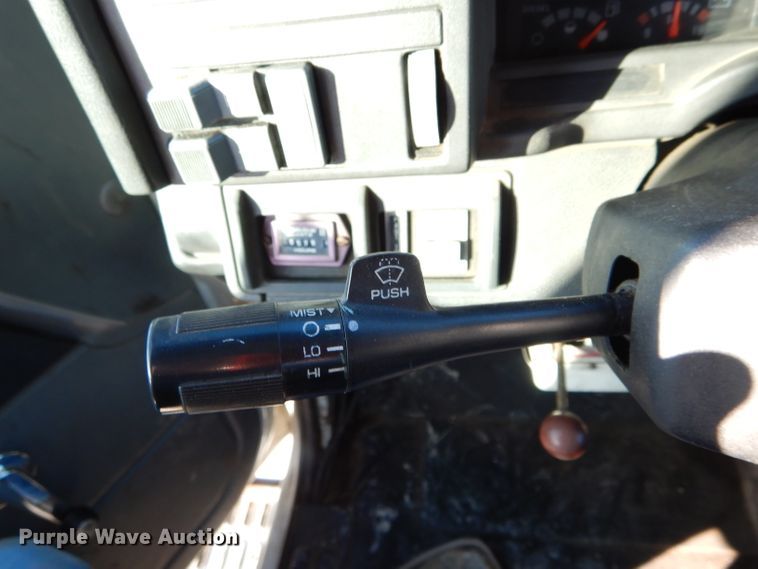 image for item DH6933 1997 GMC C8500 cable reel truck