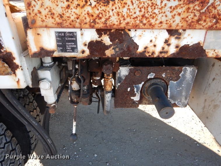 image for item DH6933 1997 GMC C8500 cable reel truck