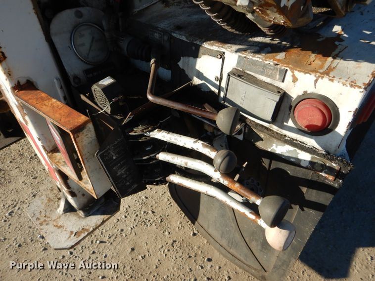 image for item DH6933 1997 GMC C8500 cable reel truck