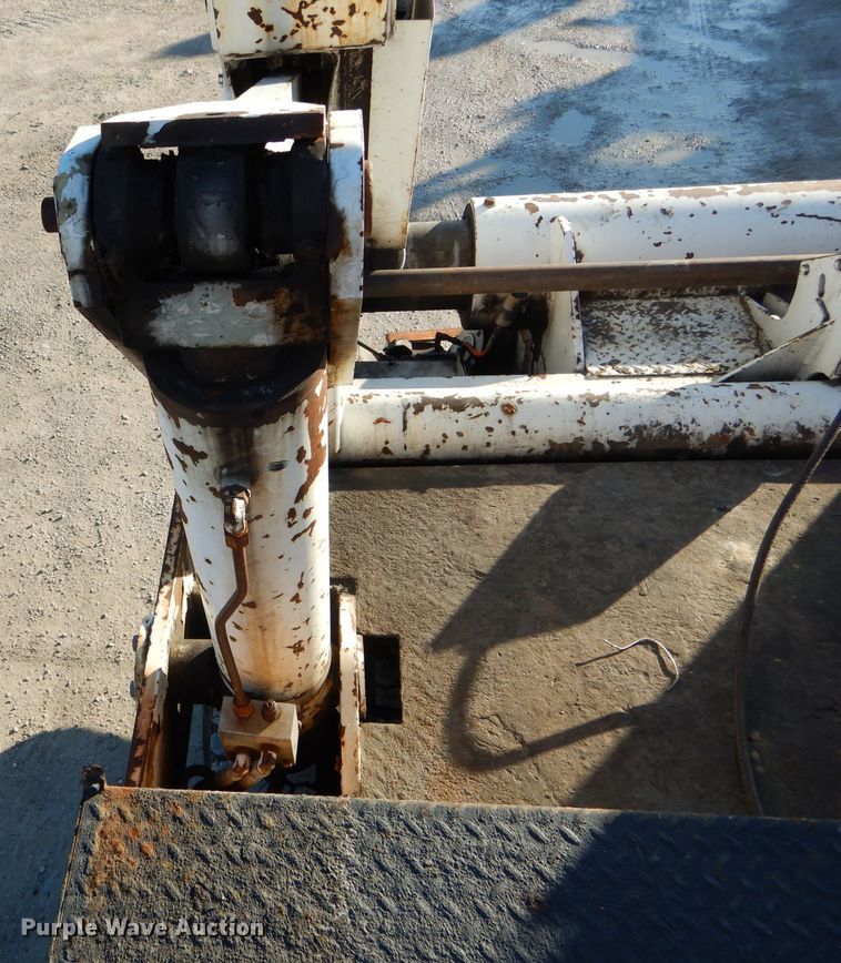 image for item DH6933 1997 GMC C8500 cable reel truck