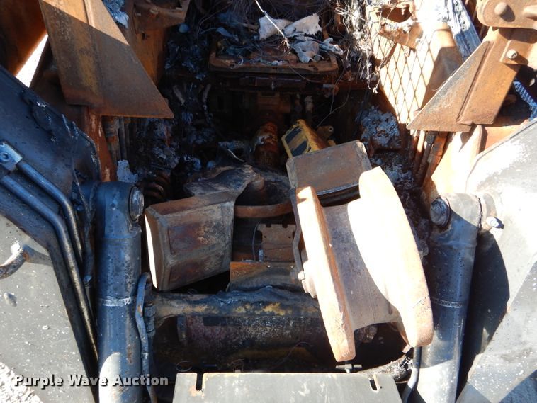 image for item DH6936 2015 John Deere 323E skid steer