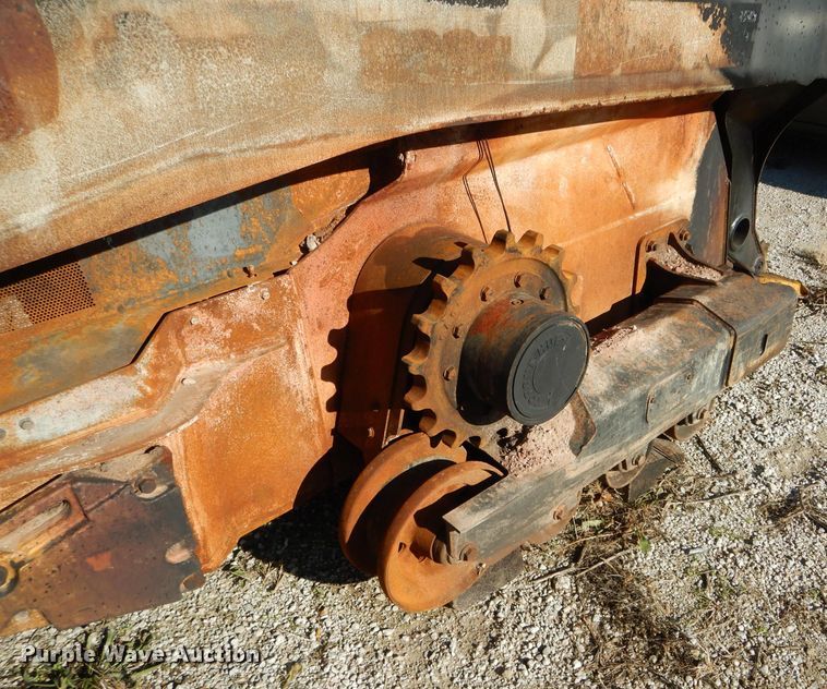 image for item DH6936 2015 John Deere 323E skid steer