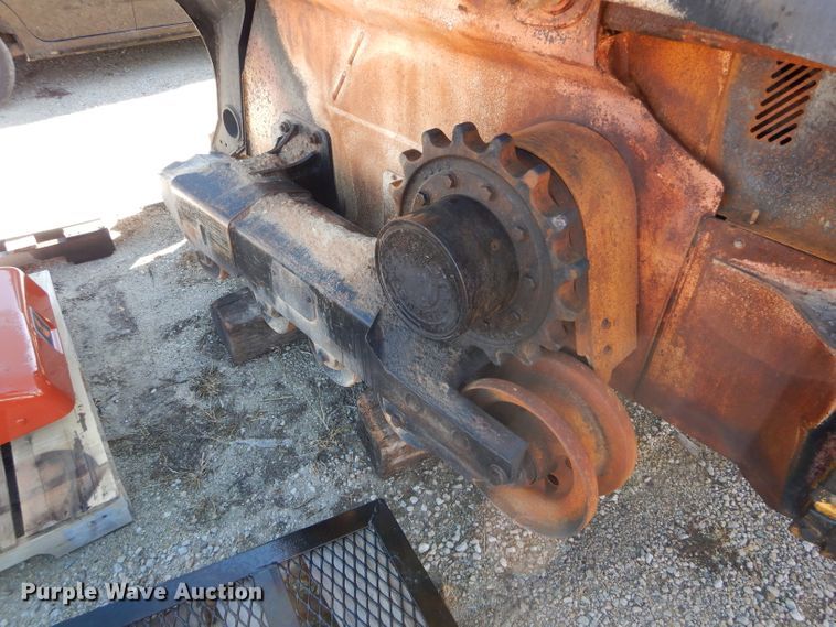 image for item DH6936 2015 John Deere 323E skid steer