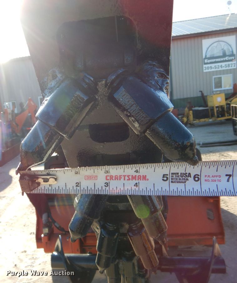 image for item DH6937 2004 Ditch Witch RT55 trencher
