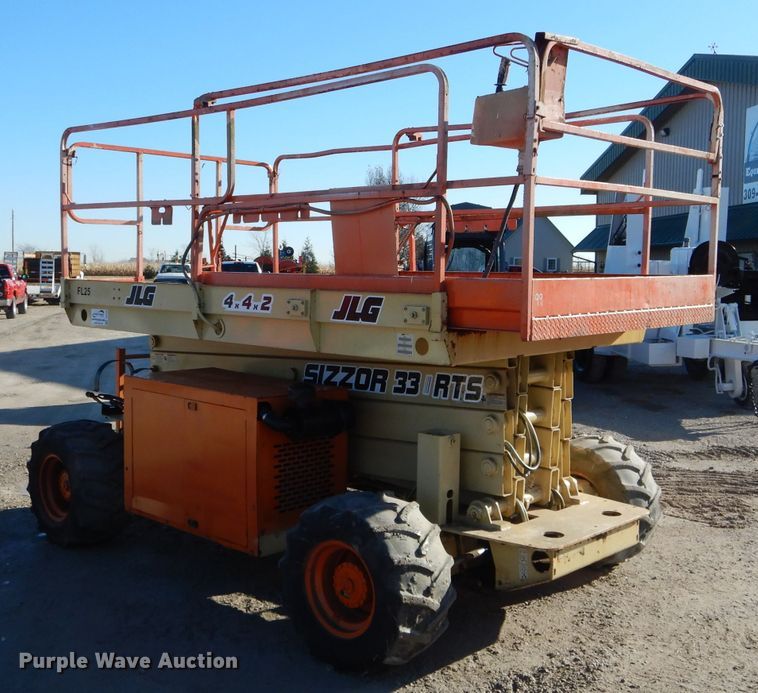 image for item DH6942 1999 JLG 33RTS scissor lift