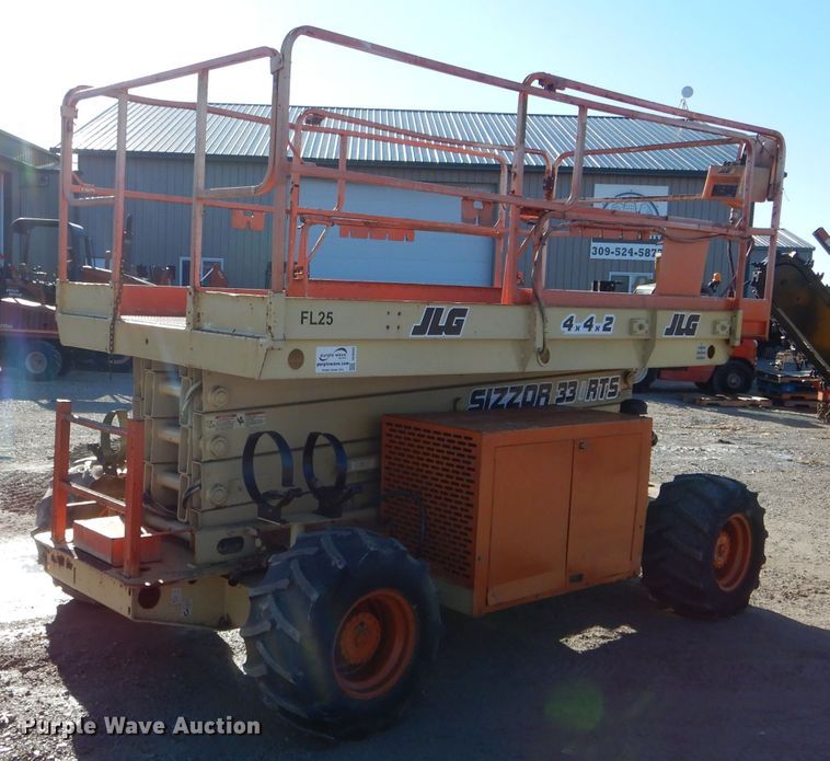 image for item DH6942 1999 JLG 33RTS scissor lift