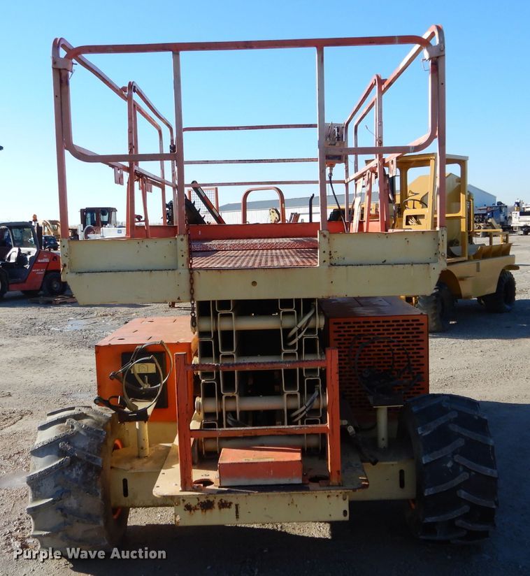 image for item DH6942 1999 JLG 33RTS scissor lift