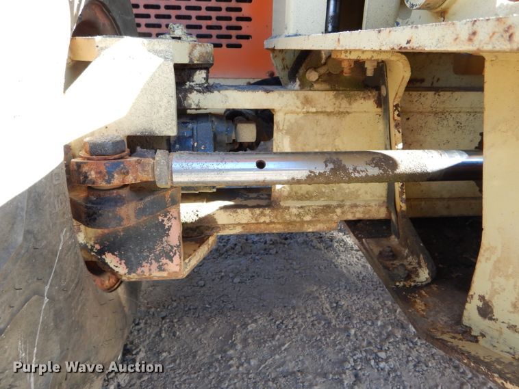 image for item DH6942 1999 JLG 33RTS scissor lift