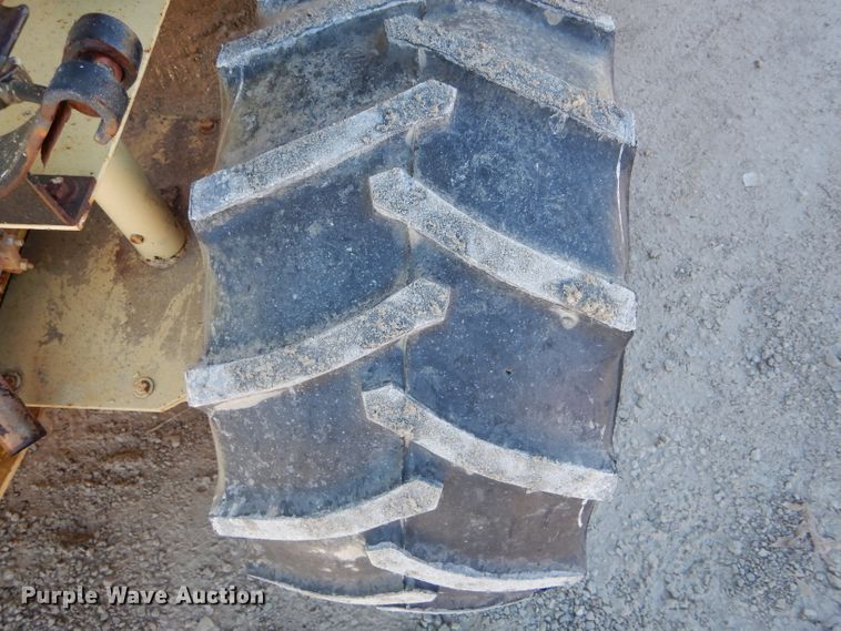 image for item DH6942 1999 JLG 33RTS scissor lift