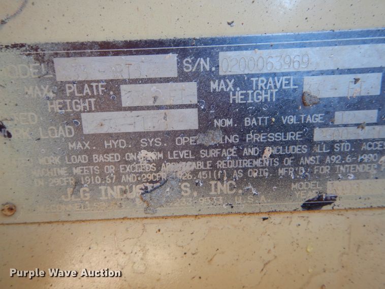 image for item DH6942 1999 JLG 33RTS scissor lift