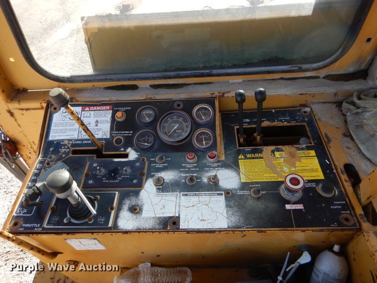 image for item DH6943 Vermeer CC135 rock saw