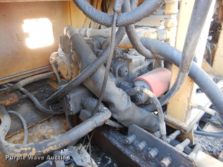 image for item DH6943 Vermeer CC135 rock saw