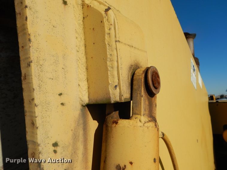 image for item DH6943 Vermeer CC135 rock saw