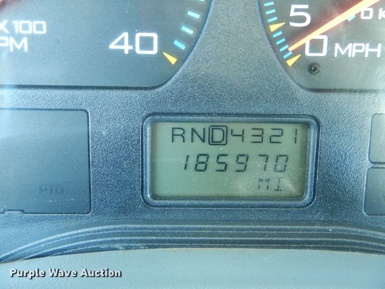 image for item DH6962 2007 International 7300 bucket truck