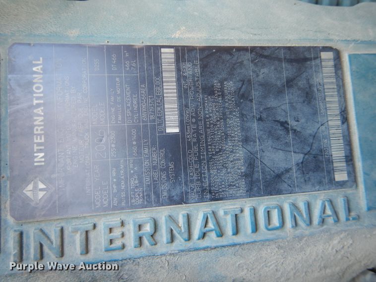 image for item DH6962 2007 International 7300 bucket truck