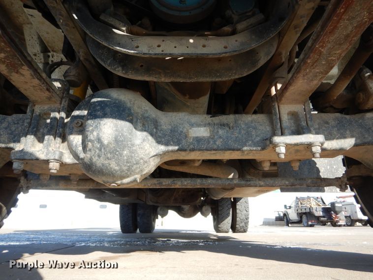 image for item DH6962 2007 International 7300 bucket truck