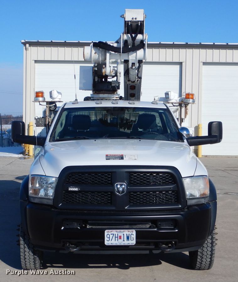 image for item DH6963 2013 Dodge Ram 5500 bucket truck