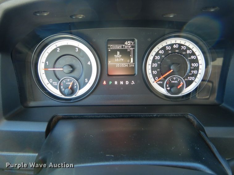 image for item DH6963 2013 Dodge Ram 5500 bucket truck