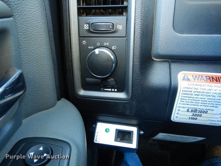 image for item DH6963 2013 Dodge Ram 5500 bucket truck