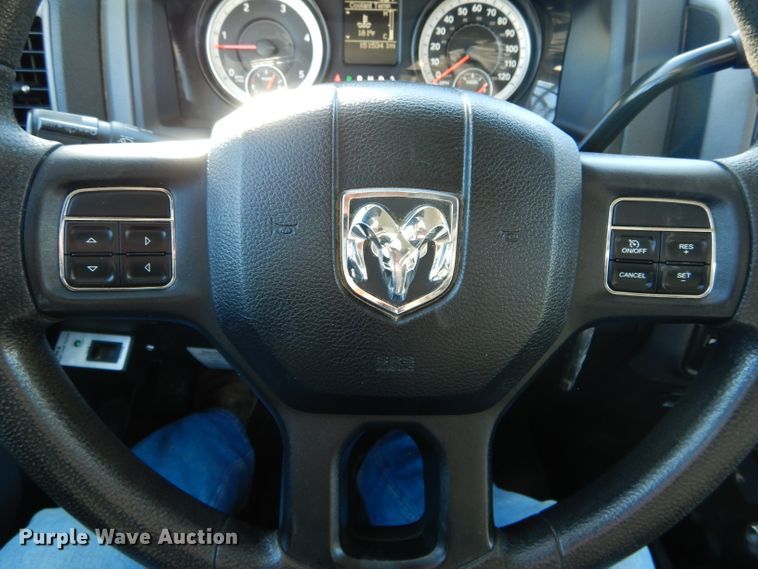 image for item DH6963 2013 Dodge Ram 5500 bucket truck