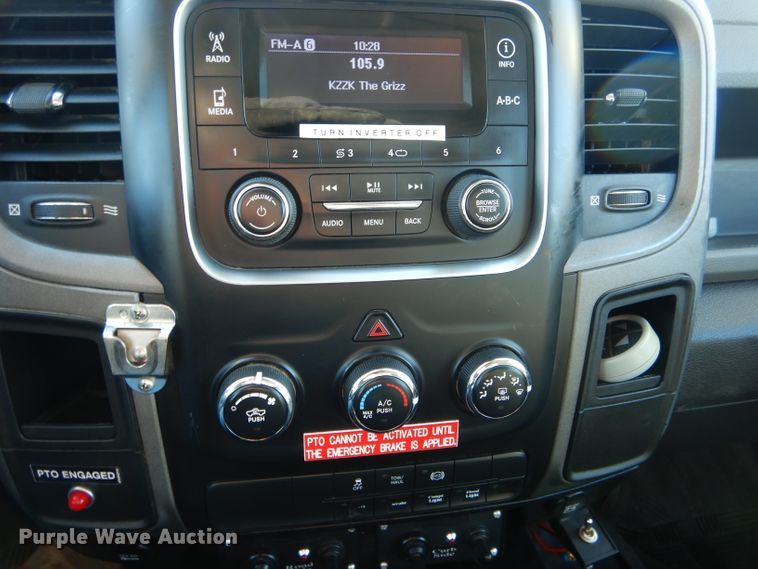 image for item DH6963 2013 Dodge Ram 5500 bucket truck