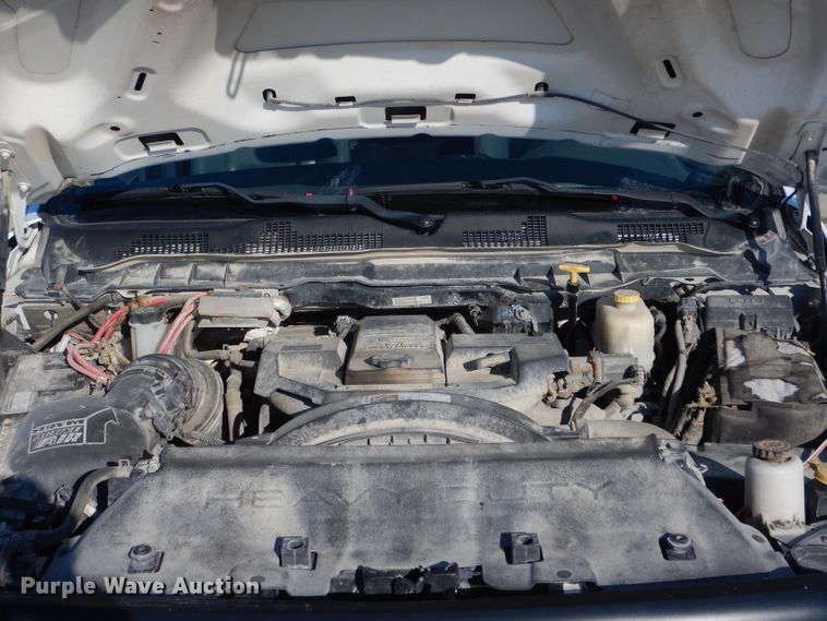 image for item DH6963 2013 Dodge Ram 5500 bucket truck