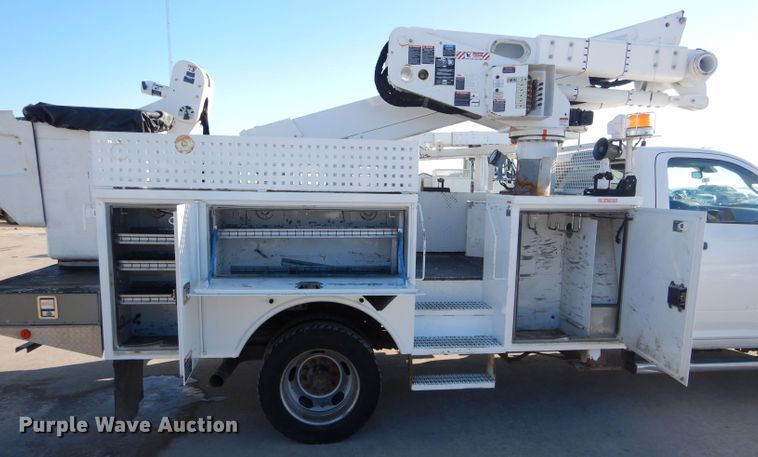 image for item DH6963 2013 Dodge Ram 5500 bucket truck