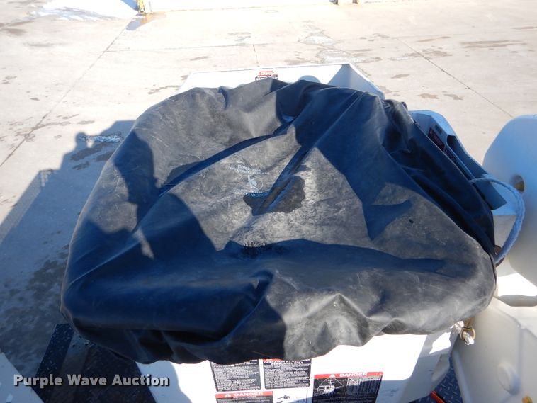 image for item DH6963 2013 Dodge Ram 5500 bucket truck