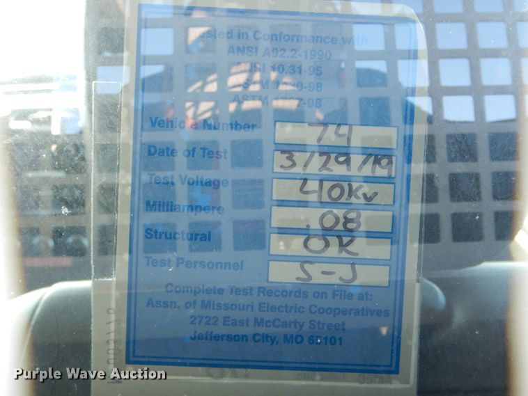 image for item DH6963 2013 Dodge Ram 5500 bucket truck