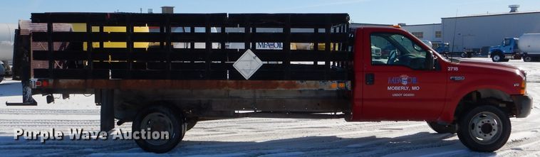 image for item DH6974 2000 Ford F550 Super Duty flatbed truck