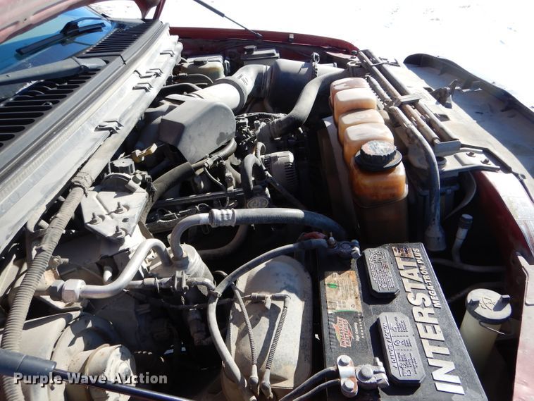 image for item DH6974 2000 Ford F550 Super Duty flatbed truck