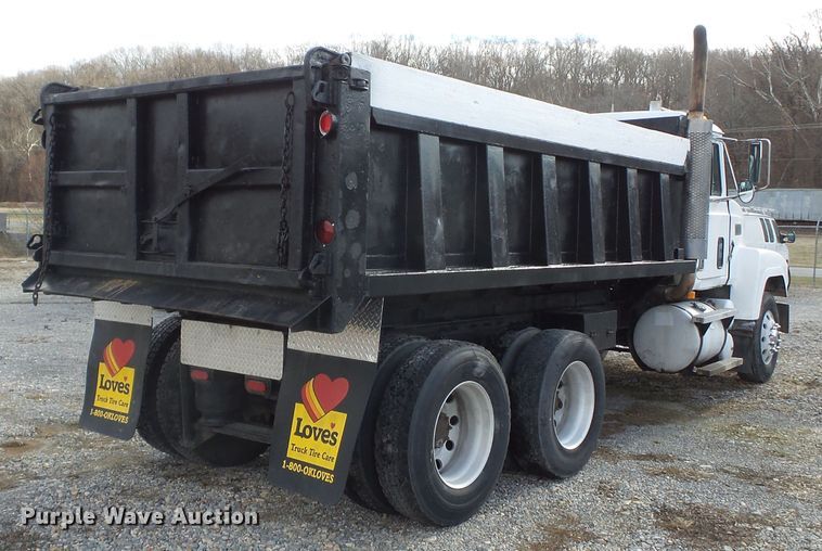 image for item DH7831 1996 Mack CH600 dump truck