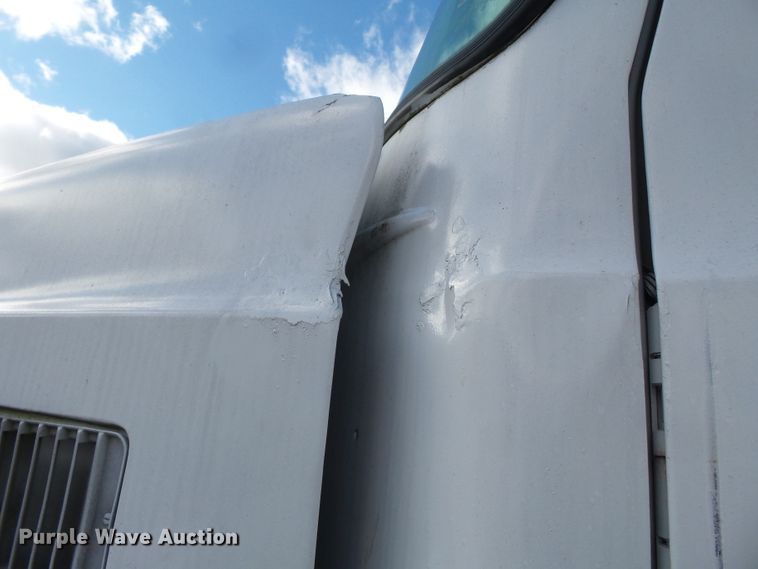 image for item DH7831 1996 Mack CH600 dump truck