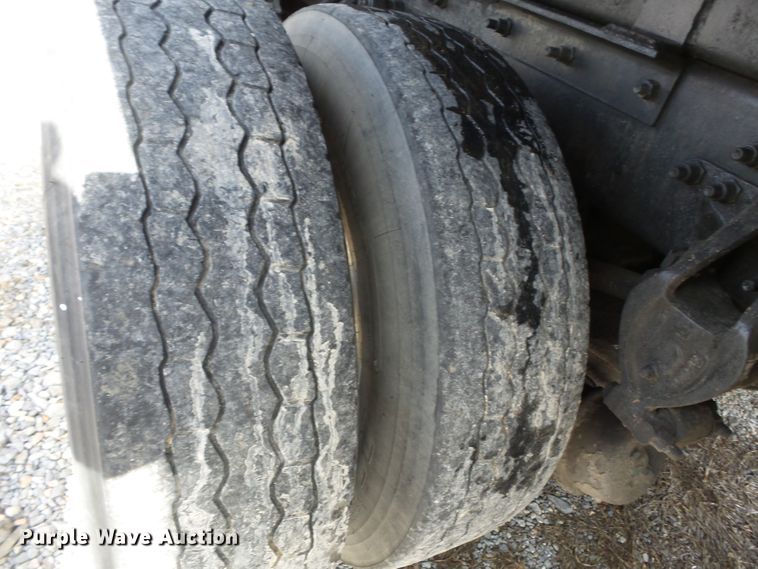 image for item DH7831 1996 Mack CH600 dump truck