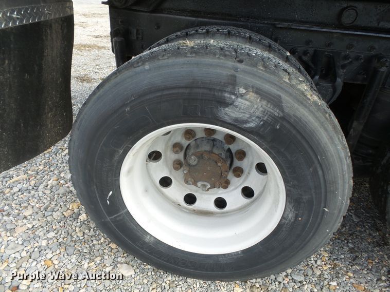 image for item DH7831 1996 Mack CH600 dump truck