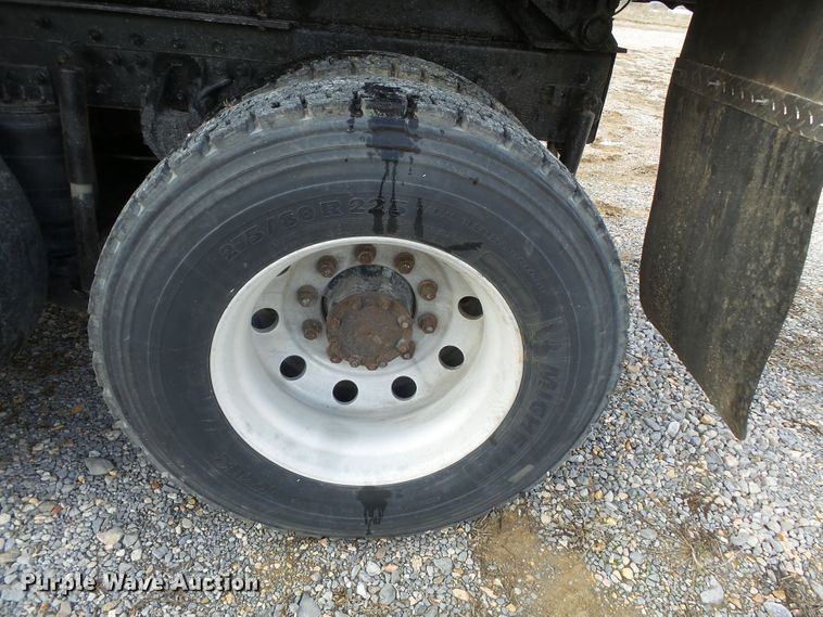 image for item DH7831 1996 Mack CH600 dump truck