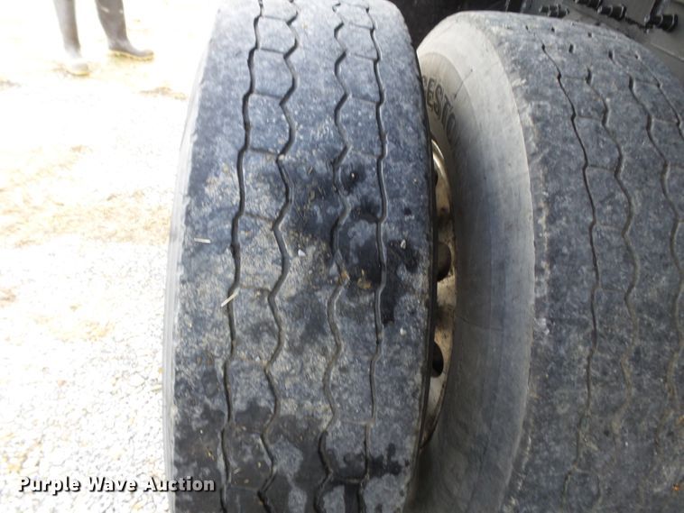 image for item DH7831 1996 Mack CH600 dump truck