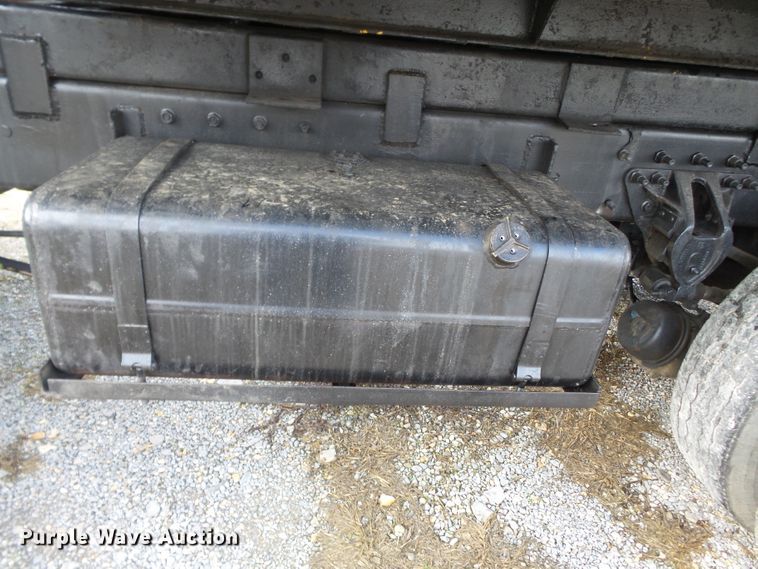 image for item DH7831 1996 Mack CH600 dump truck