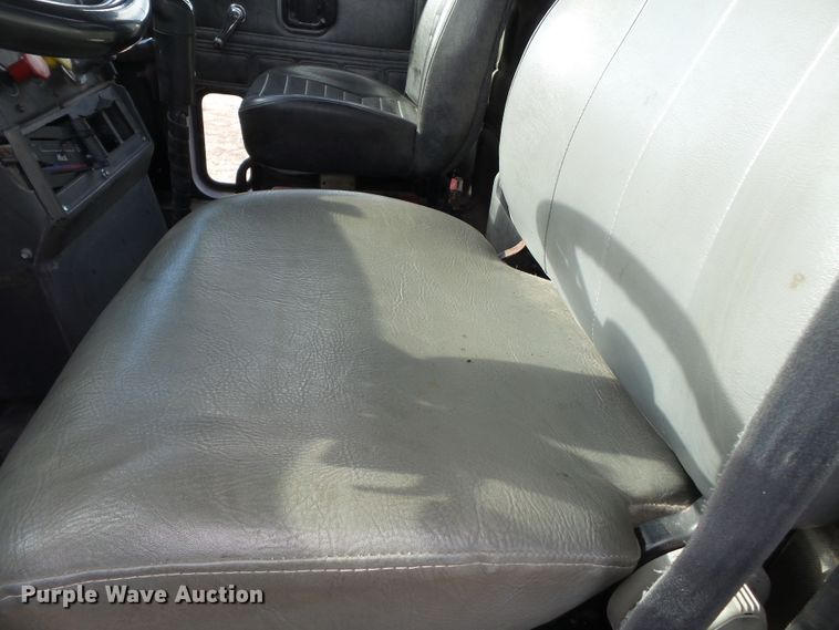 image for item DH7831 1996 Mack CH600 dump truck