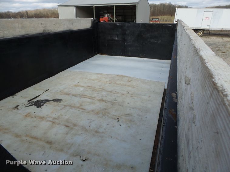 image for item DH7831 1996 Mack CH600 dump truck