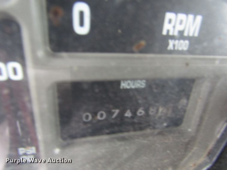 image for item DH8322 2000 International 2554 hydra vacuum truck