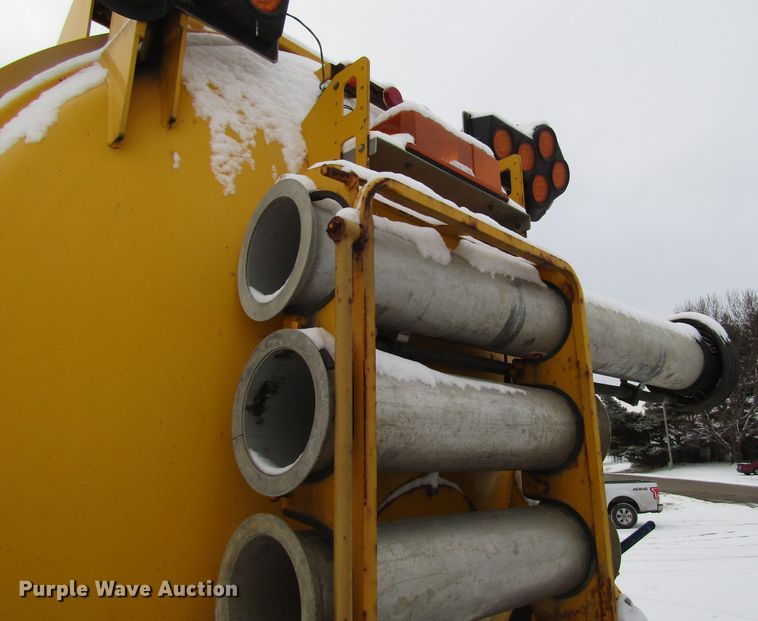 image for item DH8322 2000 International 2554 hydra vacuum truck