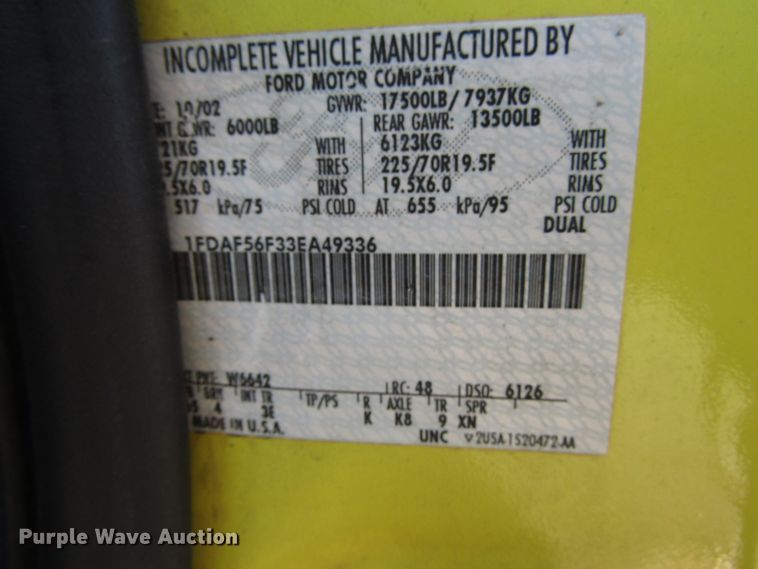 image for item DH8324 2003 Ford F550 Super Duty scissor lift truck