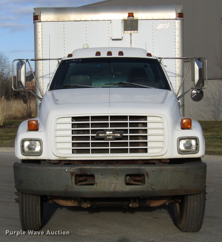image for item DH8325 1999 Chevrolet C6500 lube service truck